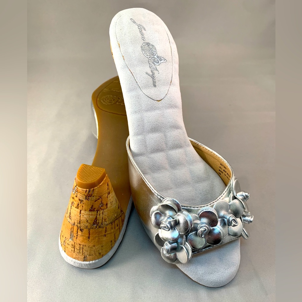 Joan Boyce women’s shoes, silver, size 6M